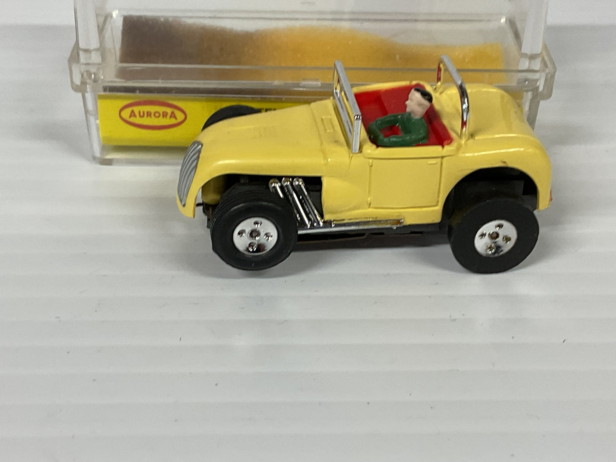 Aurora AFX Hot Rod Roadster Yellow Thunder-jet  | 1365 | Aurora - AFX- Model Motoring