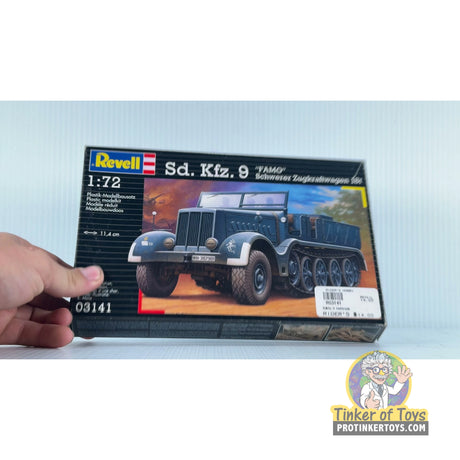 Sd. Kfz. 9 "FAMO" Schwerer Zugkraftwagen 18t 1:72 | 03141 | Revell