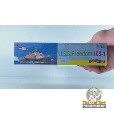 U.S.S. Freedom LCS-1 1:700 | PENDING-87222001-07031218-C070 | Needs Brand Review