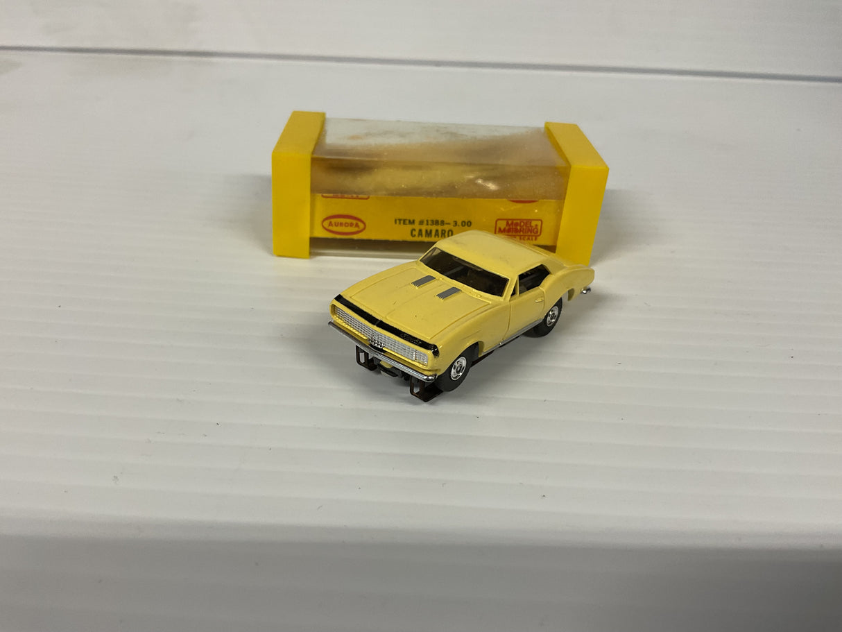 Aurora AFX Camero 1967-70 Yellow/Black Stripe Thunder-jet  | 1388 | Aurora - AFX- Model Motoring