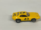 Aurora AFX non-magnatraction Plyouth Road Runner Stock Car Yellow #43 | 1762 | Aurora - AFX