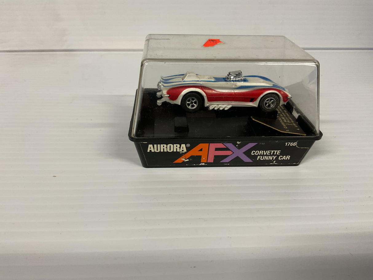 Aurora AFX non-magnatraction Corvette Funny Car White/red/Blue | 1766 | Aurora - AFX