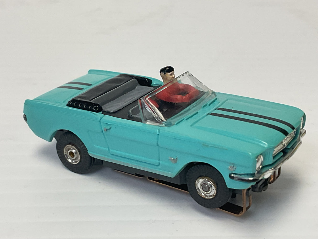 Aurora AFX -Thunder-jet 1964 Mustang convertible, turquoise, black stripes, red body  | 1371 | Aurora - AFX- Model Motoring
