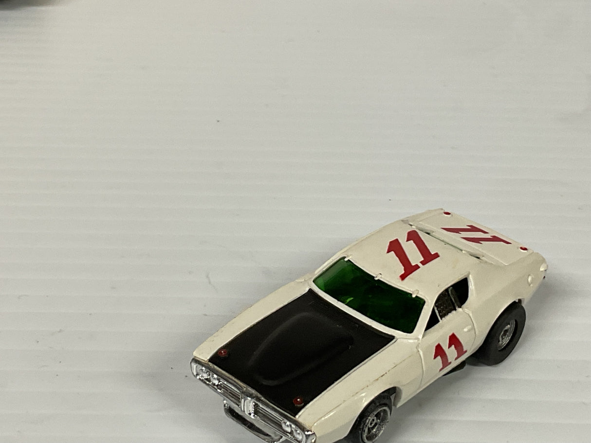 Aurora AFX magnatraction Dodge Charger Stock Car White/Blue  | 1910 | Aurora - AFX