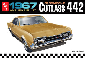 Yellow 1967 Oldsmobile Cutlass 442 model kit, 1/25 scale for AMT AMT1365