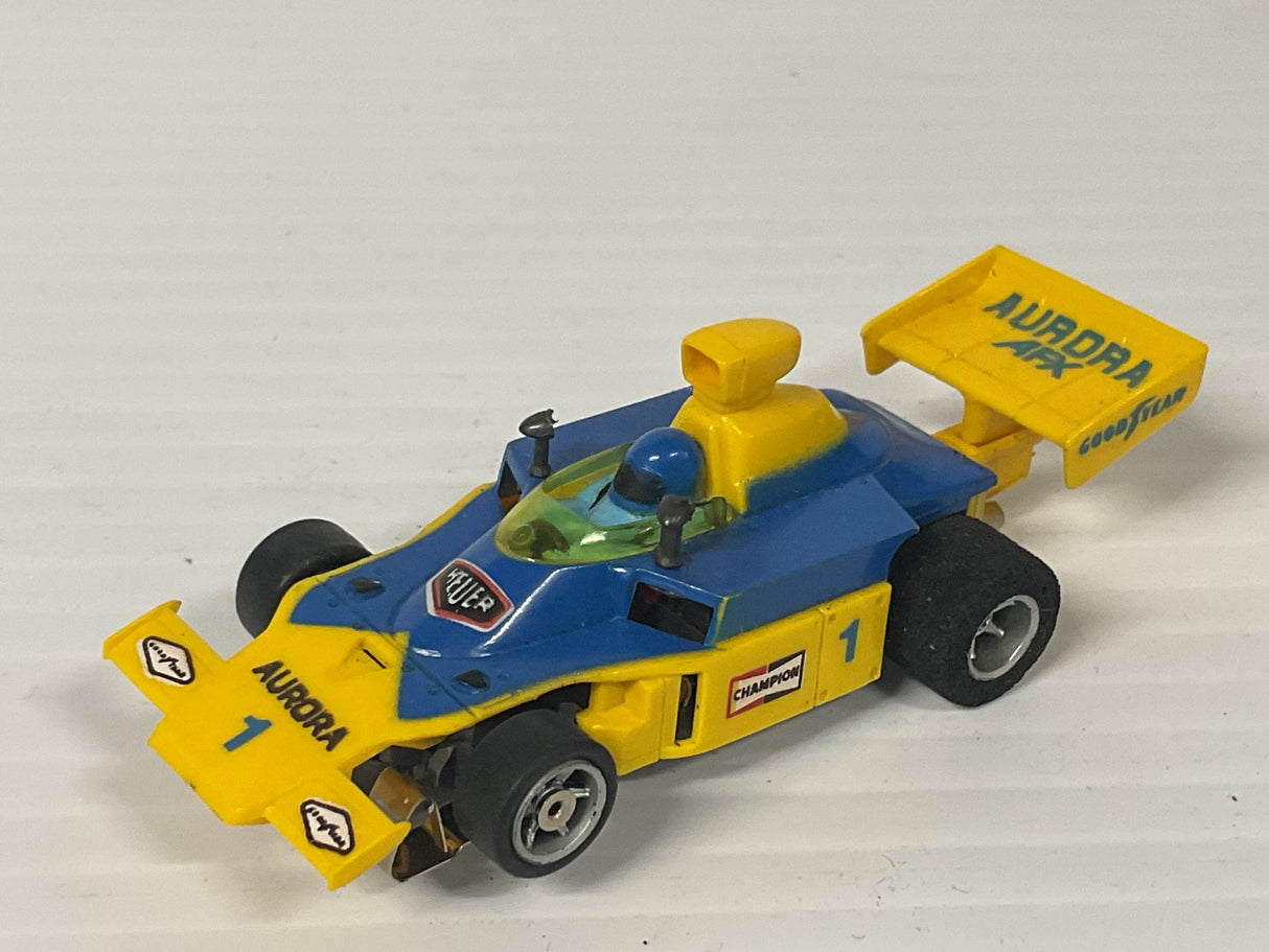 Aurora AFX Super G-Plus McLaren F-1 Yellow/Blue w/Scoop | 2845 | Aurora - AFX