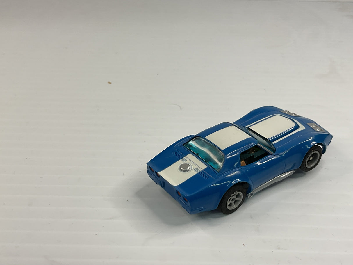 Aurora AFX non-magnatraction Corvette "A" Production DarkBlue/White   | 1703 | Aurora - AFX