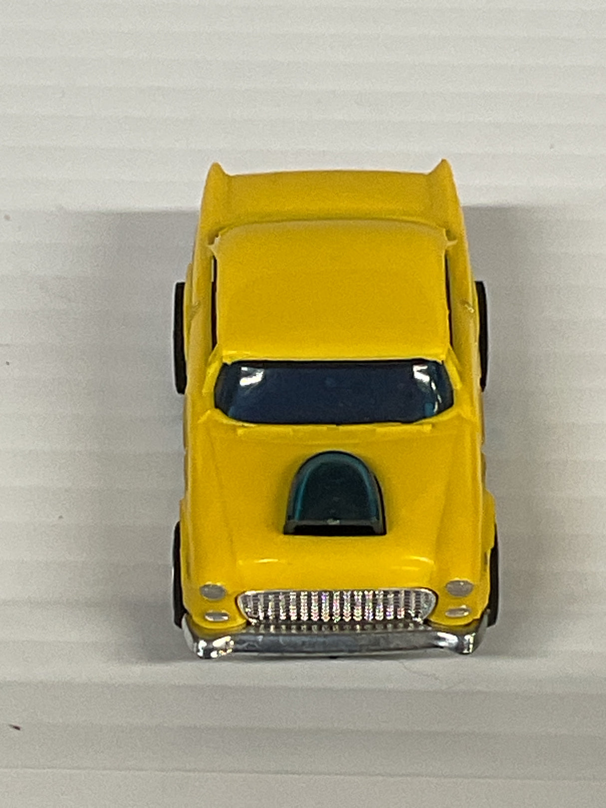 Aurora AFX 1955 Cheyv Bel Air Yellow/Silver Pipes magnatraction | 1777-1913 | Aurora - AFX