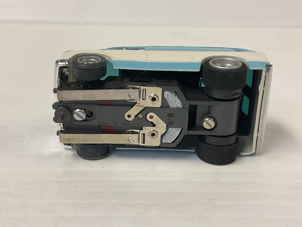 Aurora AFX magnatraction custom van Blue/White special chassis | 1942 | Aurora - AFX