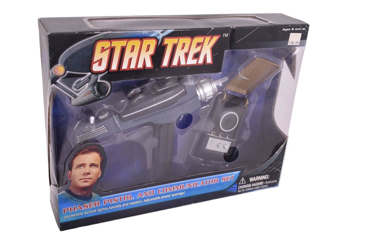 Classic Star Trek Phaser Pistol andCommunicator Set | 17763 | Diamond Select toys