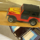 Aurora AFX magnatraction Turn-ons Cj7 Jeep  W/headlight | 1021 | Aurora - AFX