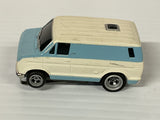 Aurora AFX magnatraction Ford Street Van White/Blue  | 1943 | Aurora - AFX