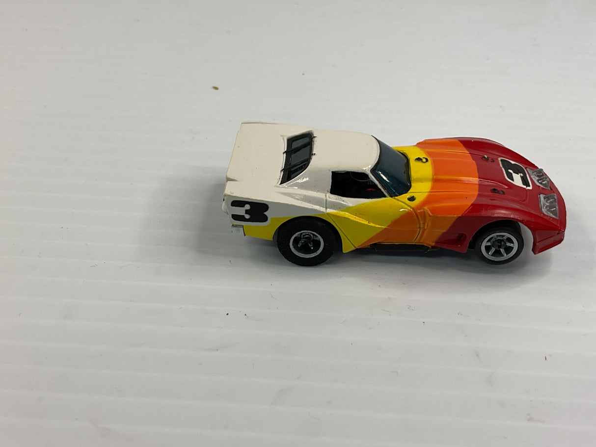 Aurora AFX Blazin Brakes Corvette GT White/Yellow/Orange/Red #3  | 1011 | Aurora - AFX