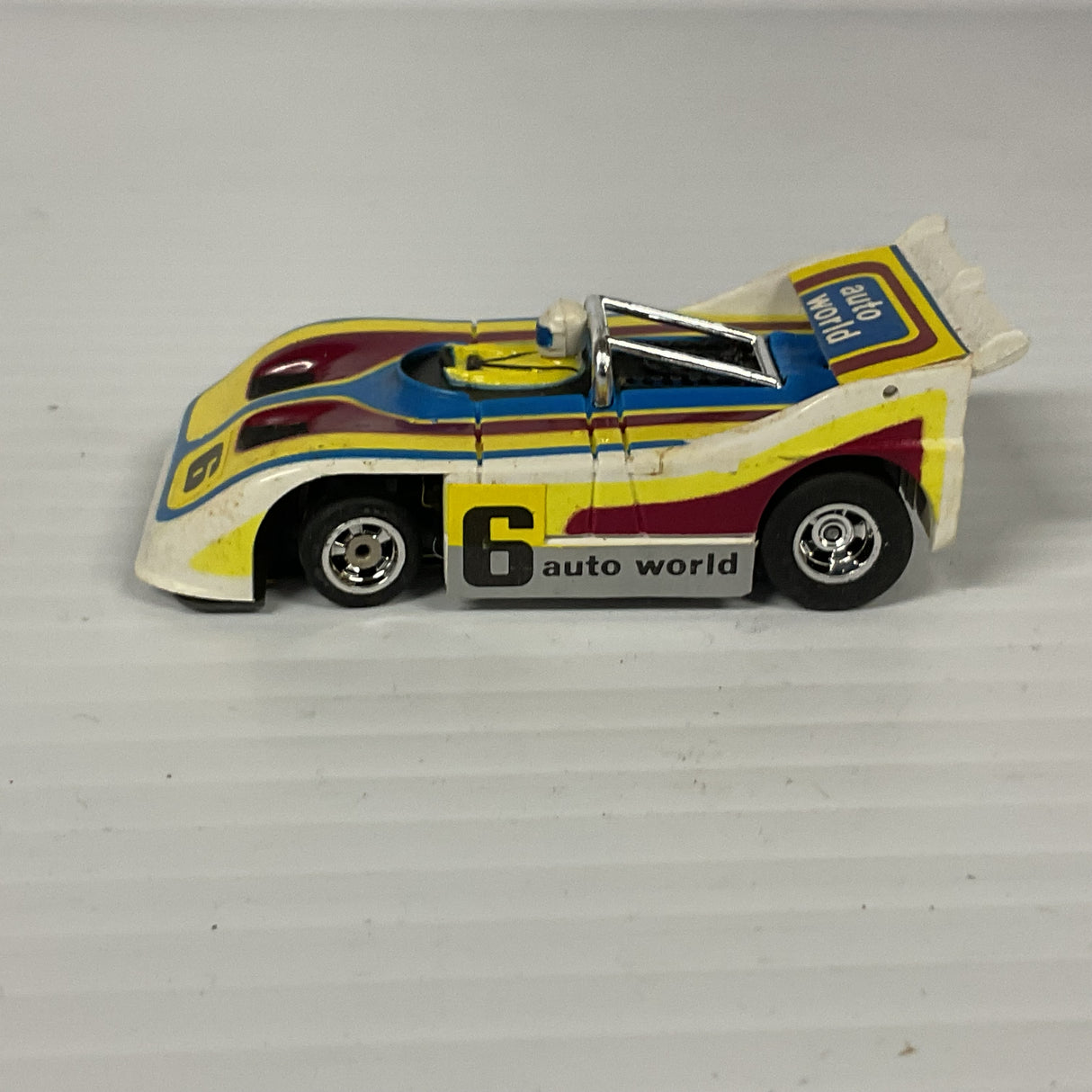 Aurora AFX Ultra 5 Porsche 510K "Can Am' white/blue/yellow/red  #6  | 1786 | Aurora - AFX