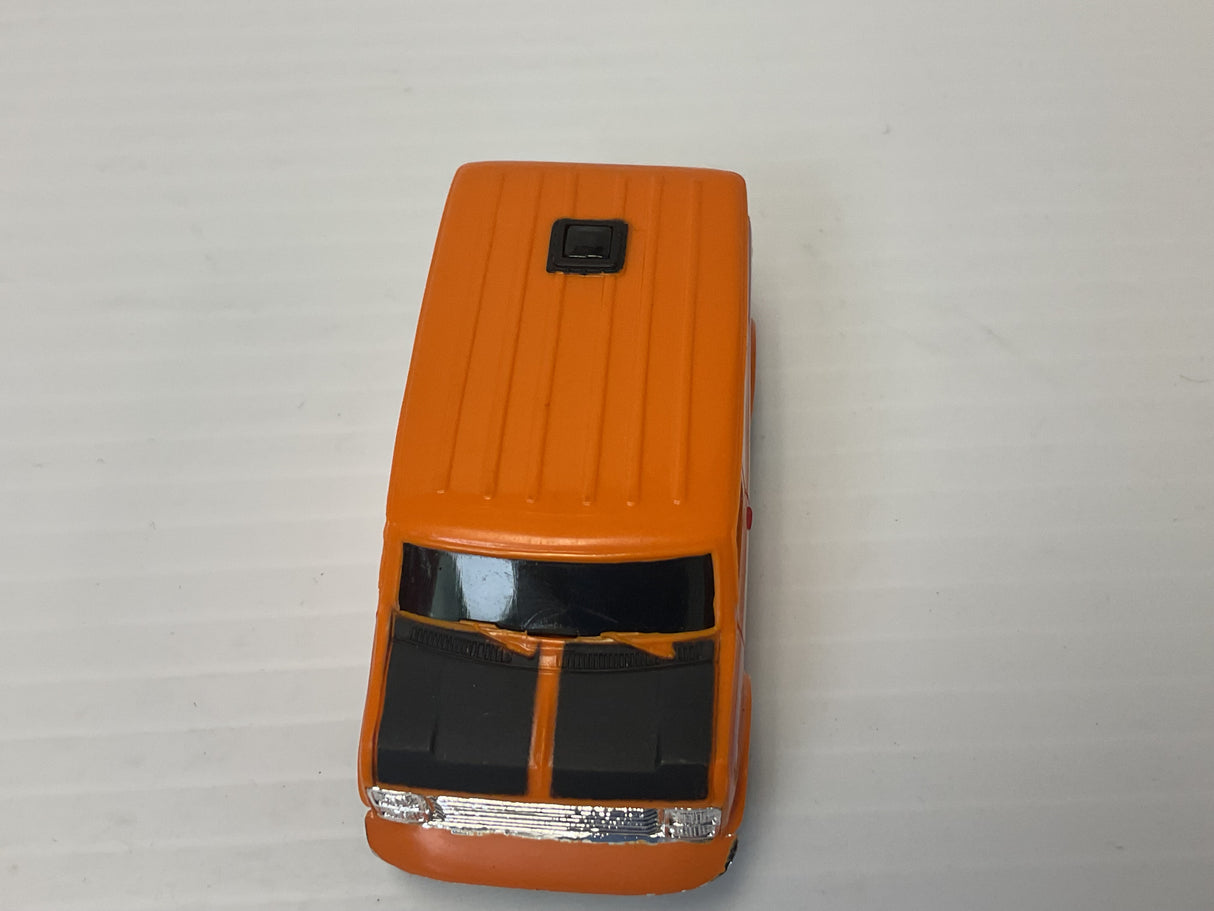 Aurora AFX magnatraction custom van orange with red flames black special chassis | 1942 | Aurora - AFX