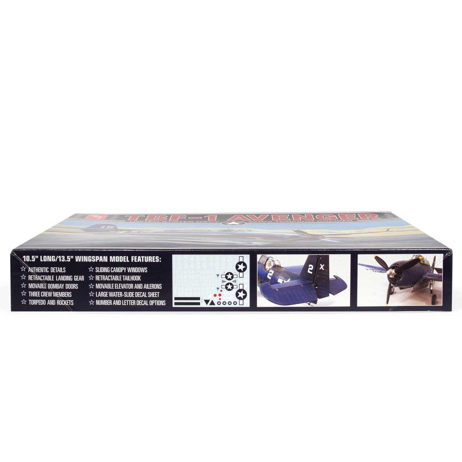 Grumman TBF-1 Avenger Torpedo Bomber United States Navy - WWII  1/48 Scale Model Kit | AMT1377 | Round2