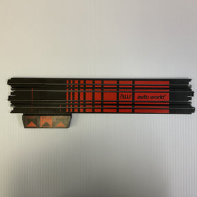 Red graphic track section for terminal display, featuring "auto world" logo for H0046