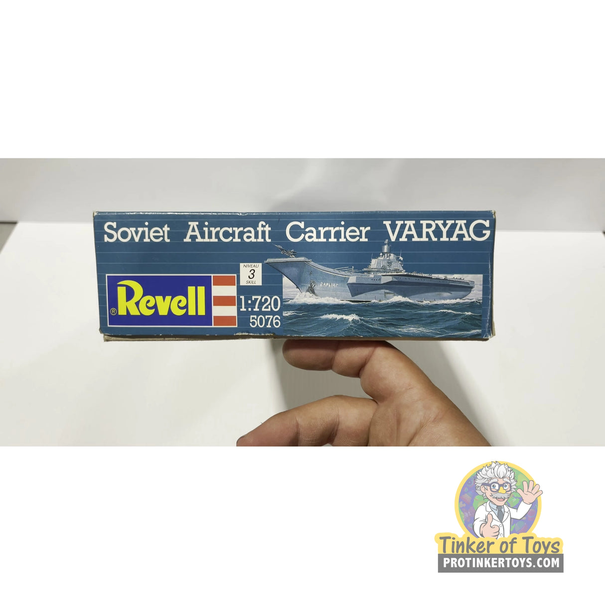 Soviet Aircraft Carrier Varyag 1:720 | 5076 | Revell