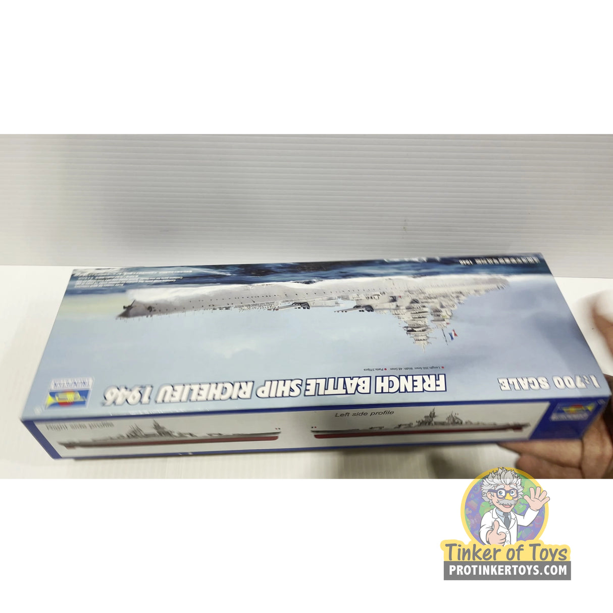 French Battle Ship Richelieu 1946 1:700 | 05751 | Trumpeter