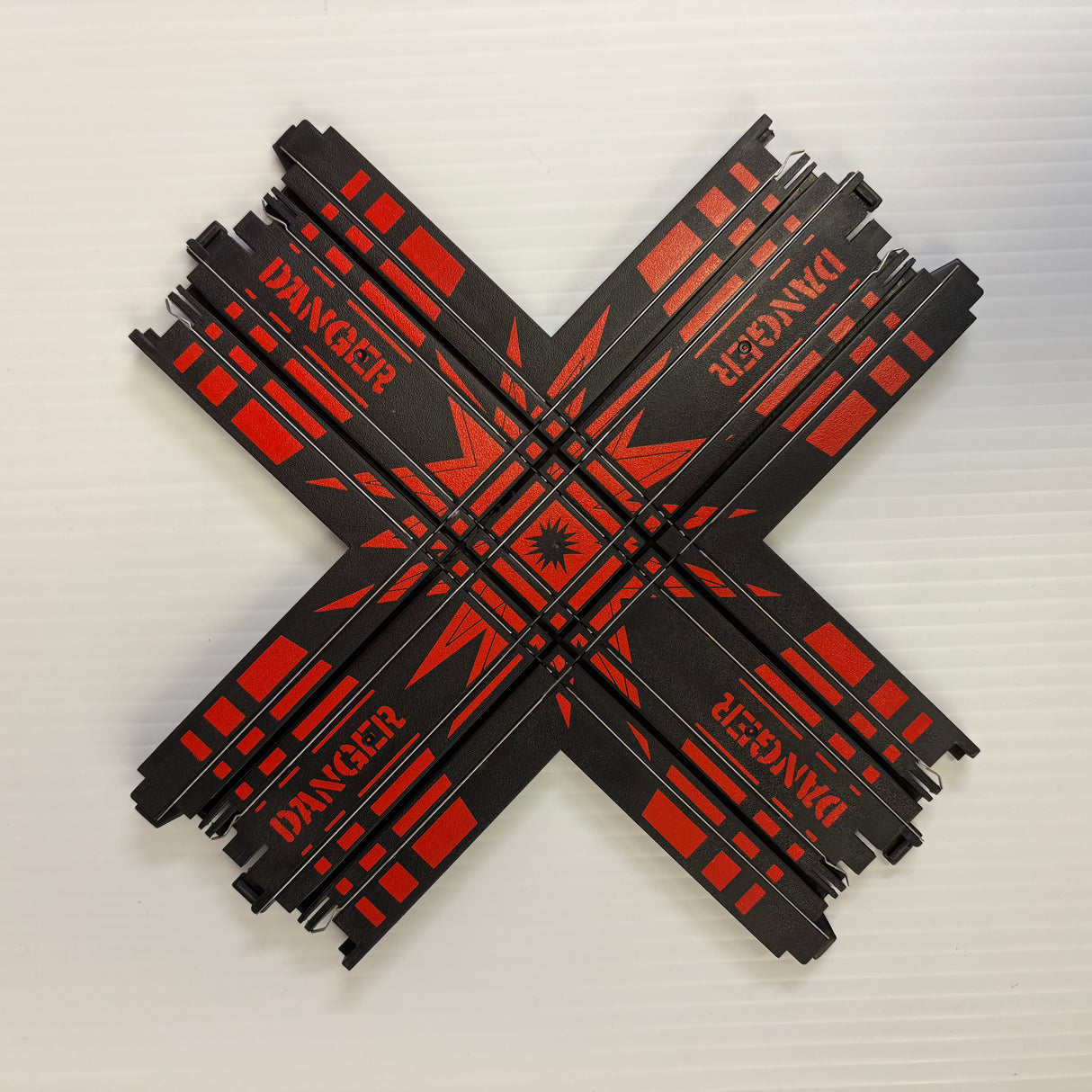 Intersecion Track | HU016 | Auto World