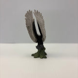 Sculpture of a bald eagle, standing on a surface for Mamejo MAJ52014