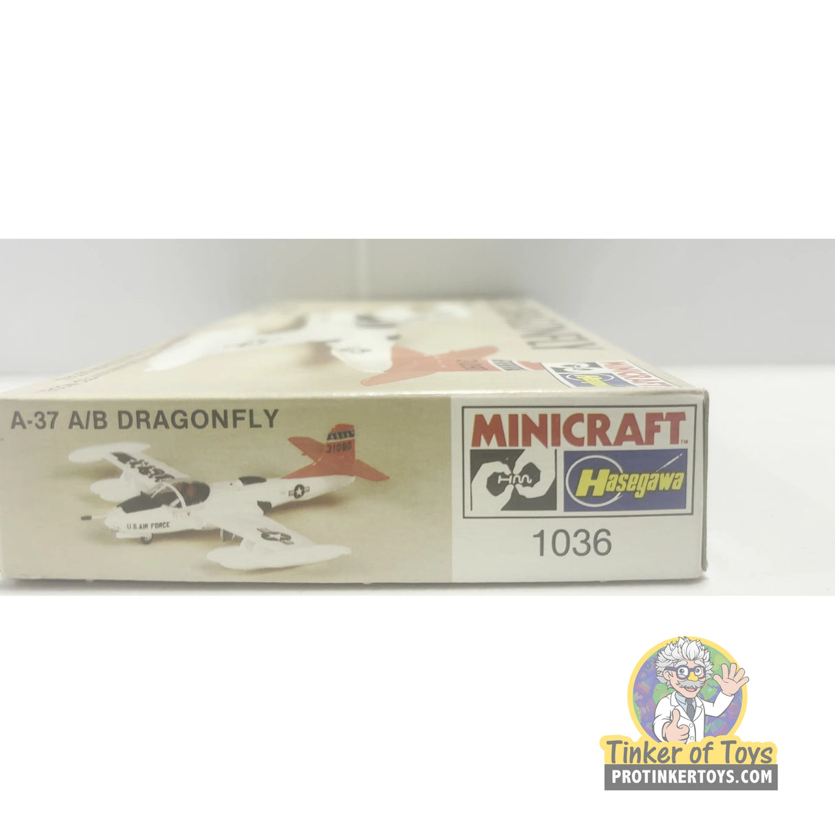 A-37 A/B Dragonfly 1:72 | 1036 | Dragon