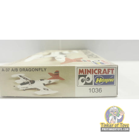 A-37 A/B Dragonfly 1:72 | 1036 | Dragon