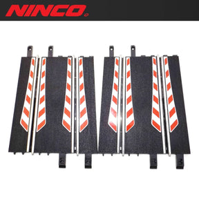 Black and white striped track section for model train layout for Tramo Chicane 10110
