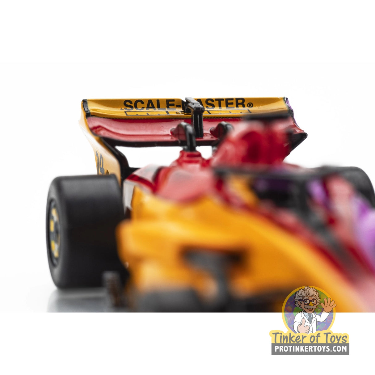 Super International 4-Lane w/Tri-Power Pack | 22157 | AFX/Racemasters