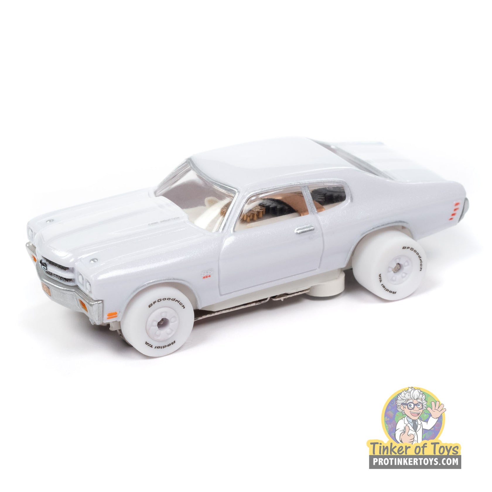 White 1970 Chevy Chevelle SS slot car toy for Auto World SC409