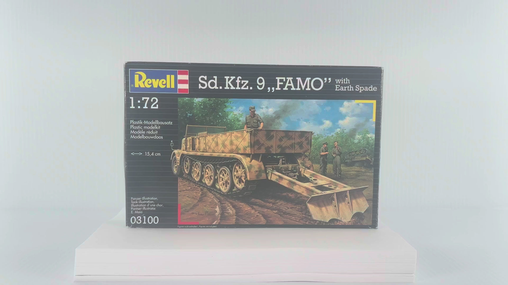 Sd.Kfz. 9 FAMO with Earth Spade 1:72 | 03100 | Revell
