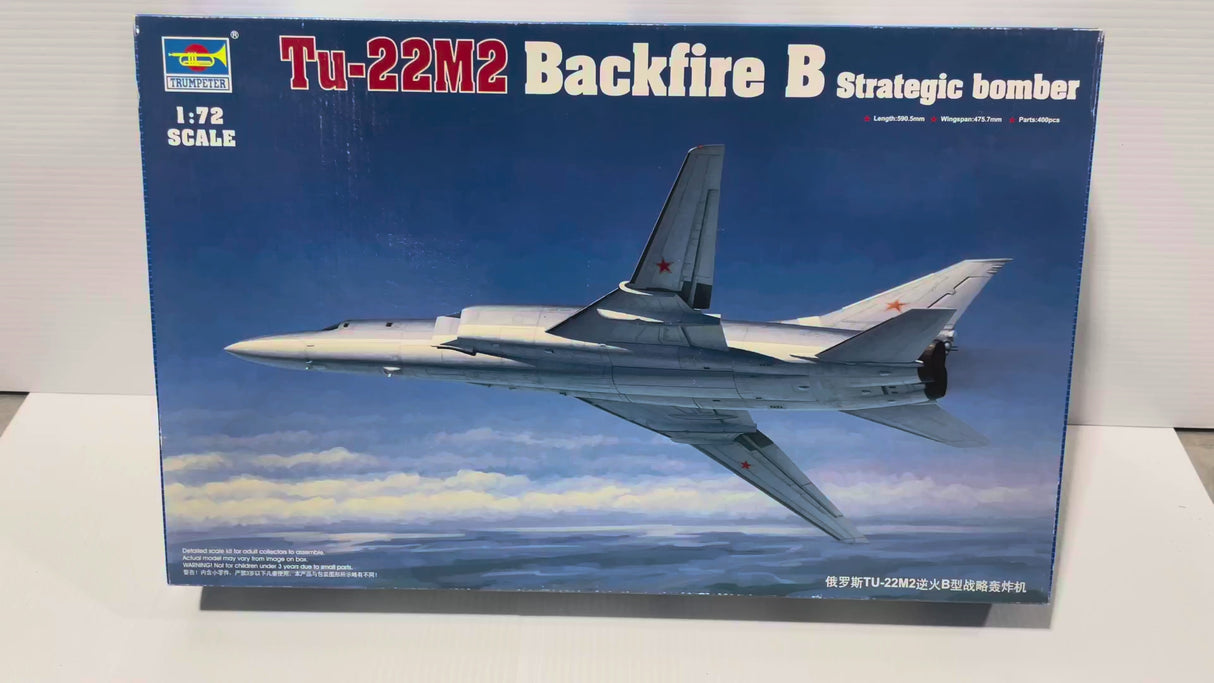Tu-22M2 Backfire B Strategic bomber 1:72 | 01655 | Trumpeter