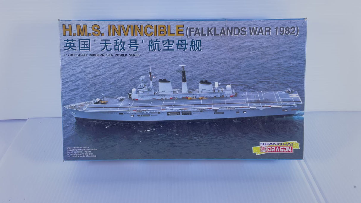 H.M.S. Invincible (Falklands War 1982) 1:700 | PENDING-1692001-07031207-C039 | Needs Brand Review