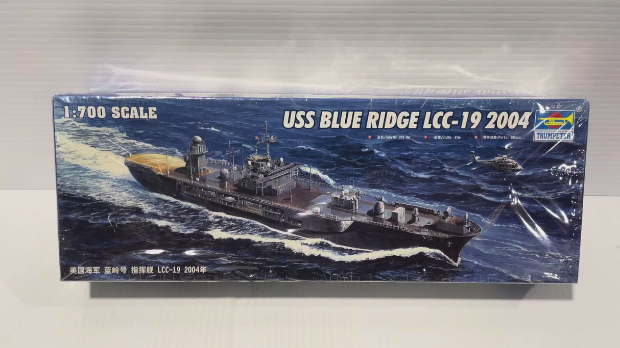 USS Blue Ridge LCC-19 2004 1:700 | PENDING-IMG-0176 | Trumpeter