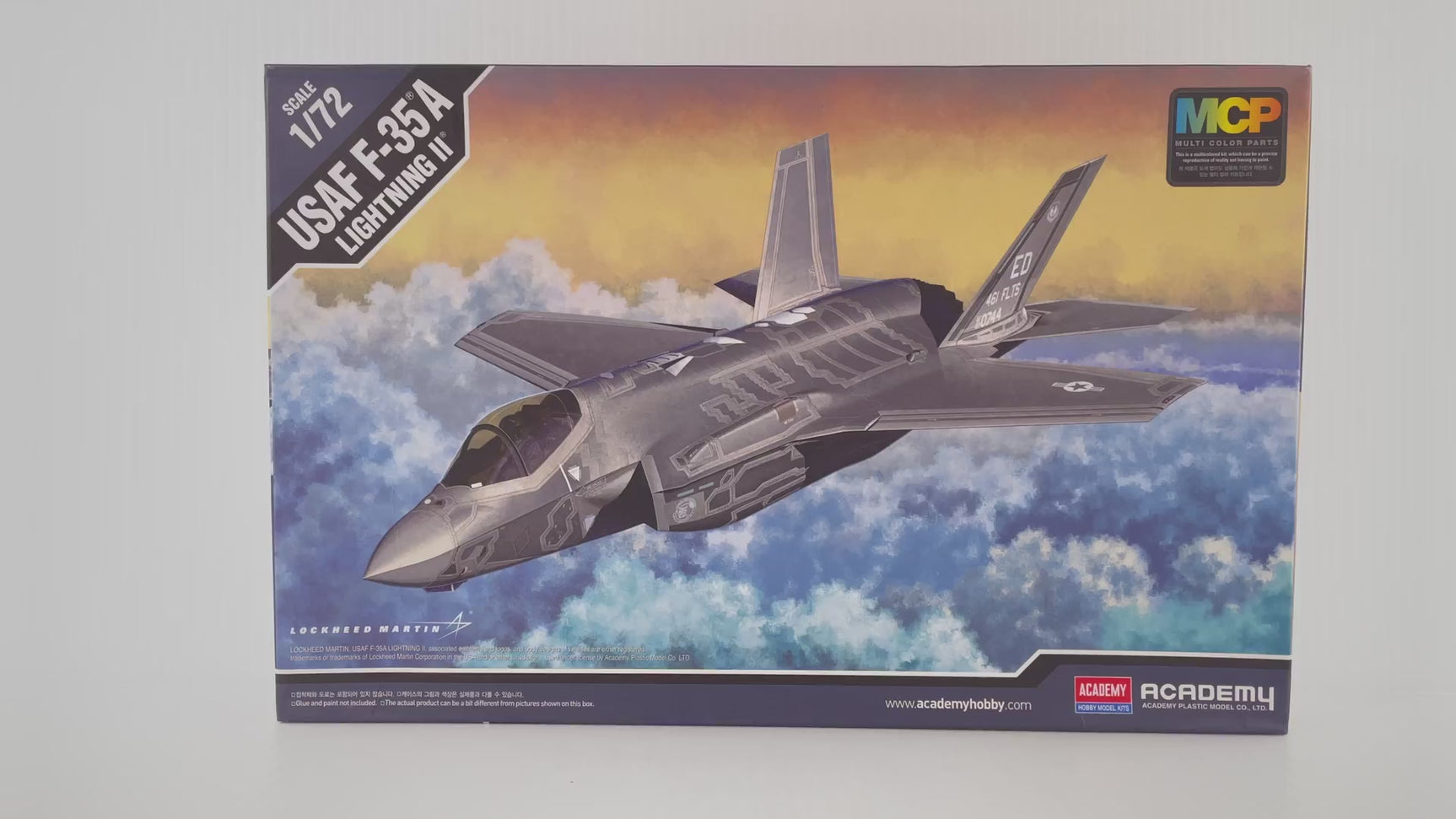 USAF F-35A Lightning II 1:72 | PENDING-1692001-07101020-C141 | Academy