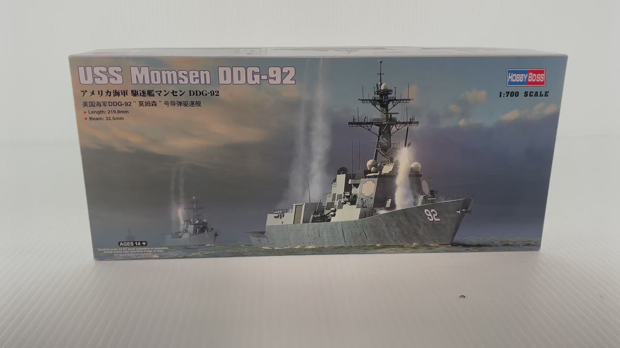 USS Momsen DDG-92 1:700 | PENDING-1692001-07071331-C141 | Hobby Boss