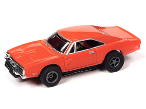 Automotive Icons – X-Traction - Hobby Exclusive | SC401 | Auto World