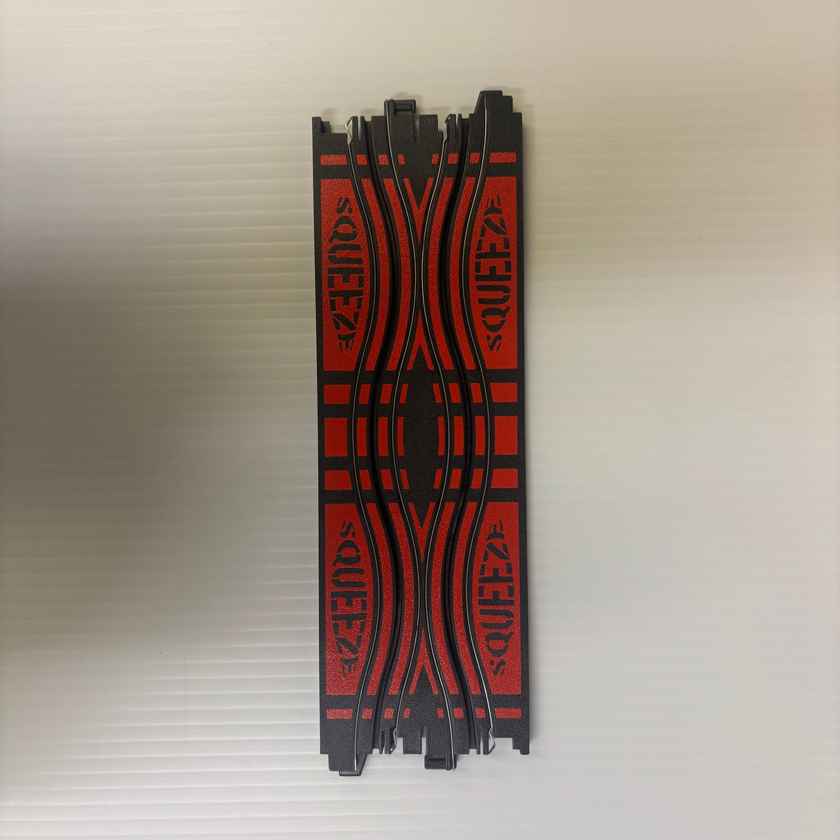 9" Squeeze Track 2Pk-Red | H001 | Auto World