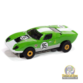 Green and white slot car Ford GT40 toy car with "95" racing number for Auto World SC415