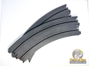 Curved model train track pieces, 15-inch radius, two-pack for Auto World H0062, track view