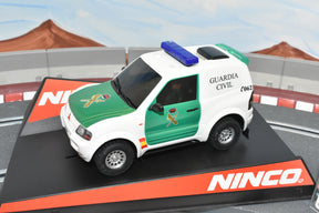 Green and white scale model of a Mitsubishi Pajero Guardia Civil police vehicle for ZZ Expired Kim Collection 50519
