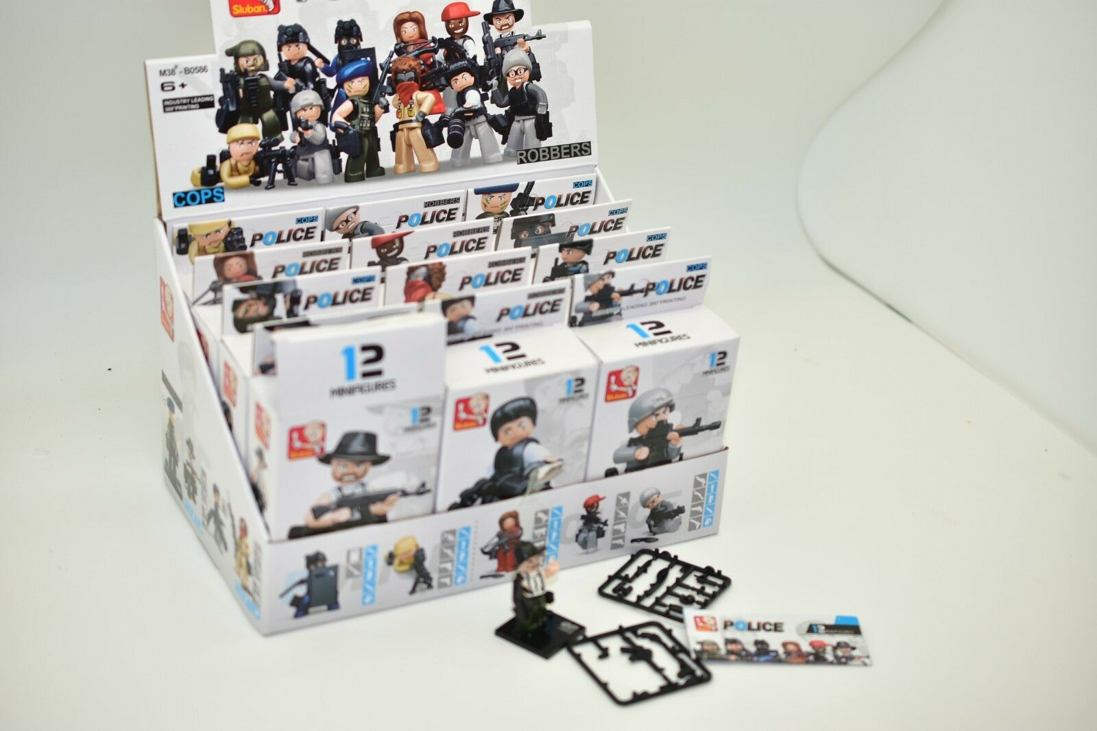 Sluban M38-b0660 Set Polizia: 606 Pezzi Per Piccoli Detective In Azione!