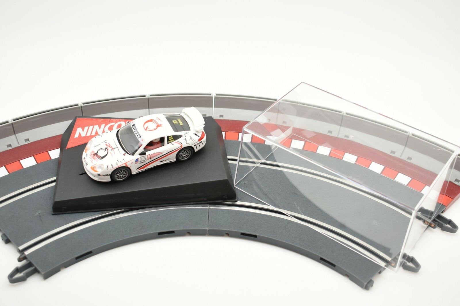 Mobile 1 Porsche 911 GT3 | 50210 | Ninco – ProTinkerToys.com