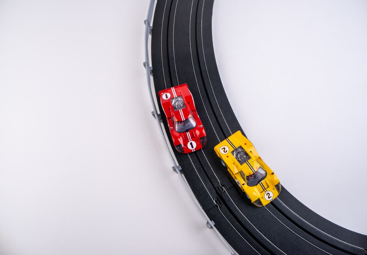 Afx Racemaster Track Types Armco Race Barriers | 22072 | AFX RaceMaster – ProTinkerToys.com