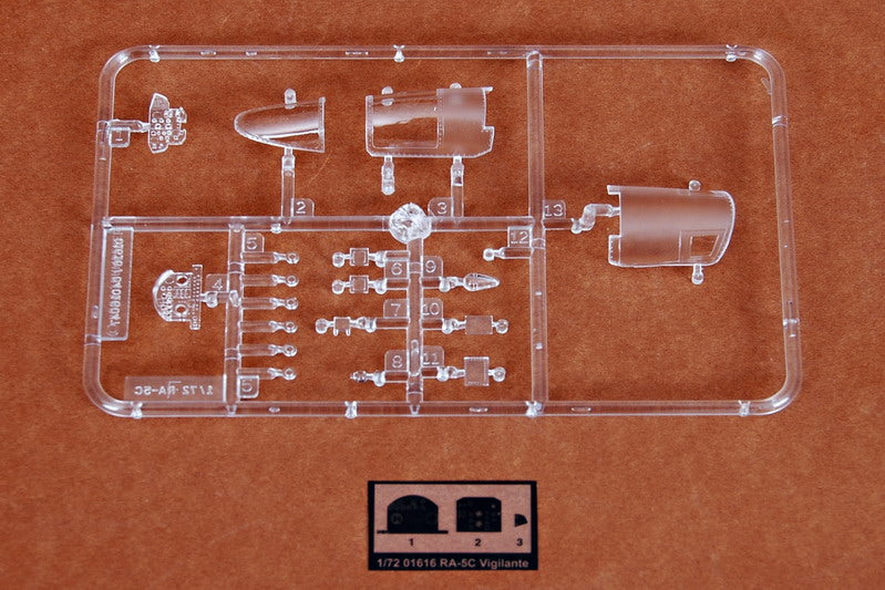 RA-5C Vigilante | 1616 | Trumpeter