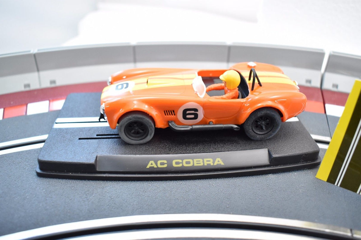 Reprotec AC Cobra #6 Riverside 66 Slot Car 1:32 Réf. RT/1963 MIB Reprotec AC Cobra #6 Riverside 66 Slot Car 1:32 Réf. RT/1963 MIB