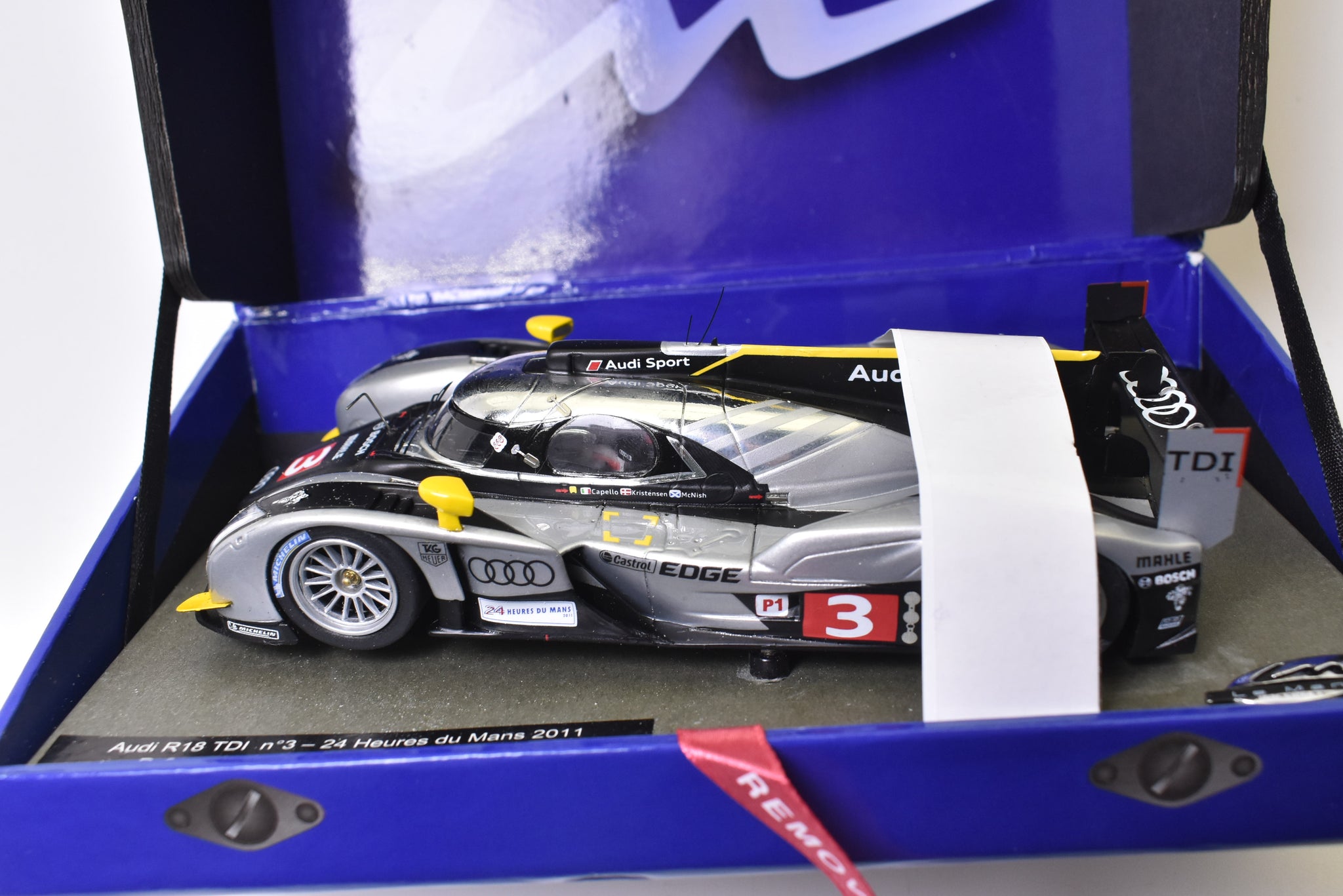 Audi R18 TDI #3-Abandon 24 Hours Le Mans 2011 1/32 Slot Car