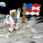 Lunar baseplate with minifigures and American flag buildable set for Plus Plus 05038