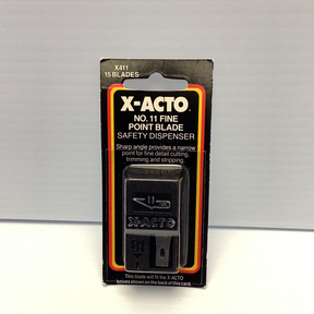 Blade dispenser for No. 11 fine point blades, X411, 15 count for X-ACTO