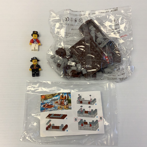 Pirate boat and fort building set with minifigures in clear packaging for Wange 27042N